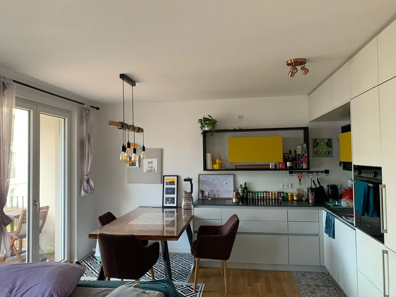 Beautiful, fully furnished 4-room modern apartment in Berlin-Johannisthal — photo 1